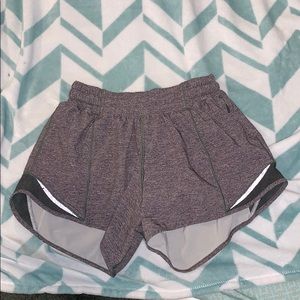 Lululemon Hotty Hot Shorts 4”